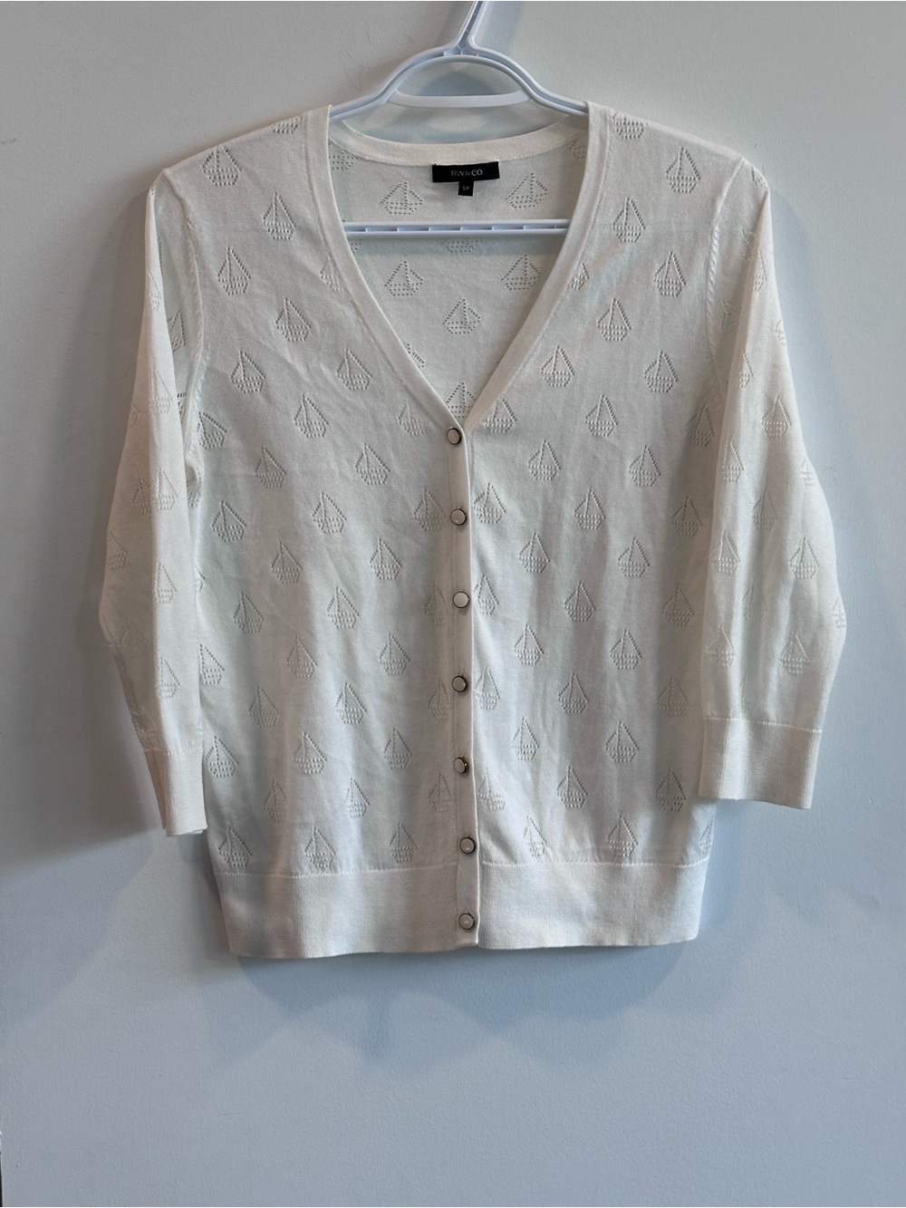 RW&CO. Ivory Openwork V-Neck Button Cardigan